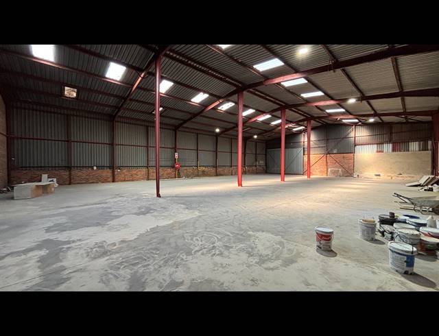 6,225M² WAREHOUSE FOR SALE IN CHLOORKOP
